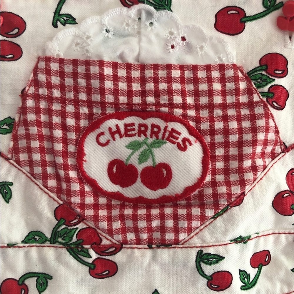 Vintage Gingham Ruffled Cherries Print Cotton Romper Size 18 mo., excellent - Picture 2 of 8
